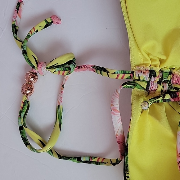 H&M Padded Bikini Top/ 12. - Picture 6 of 11